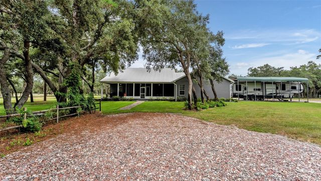 8044 LAKE HATCHINEHA ROAD, Haines City, FL 33844