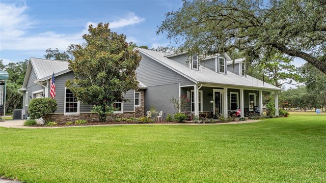 8044 LAKE HATCHINEHA ROAD, Haines City, FL 33844