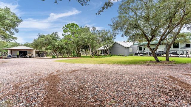 8044 LAKE HATCHINEHA ROAD, Haines City, FL 33844