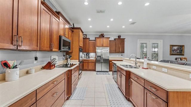 8044 LAKE HATCHINEHA ROAD, Haines City, FL 33844