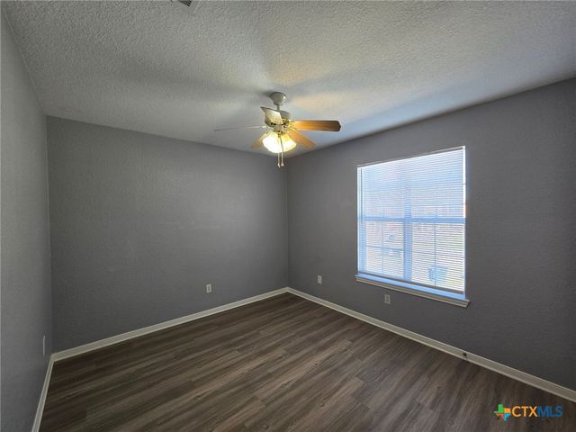 1604 Dugger Circle, Killeen, TX 76543