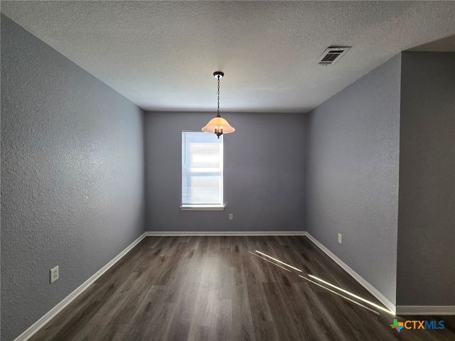 1604 Dugger Circle, Killeen, TX 76543