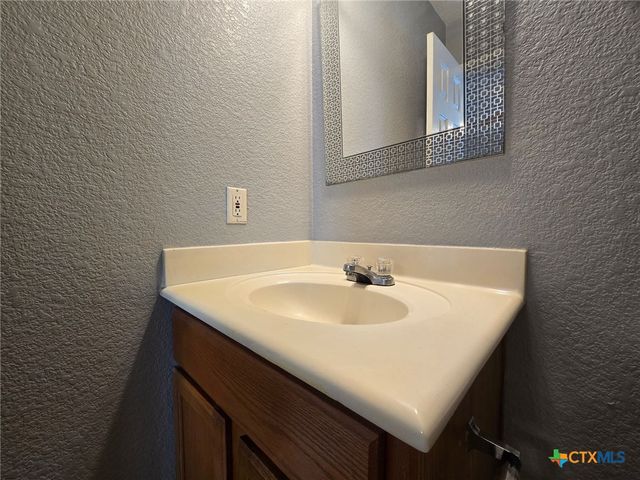 1604 Dugger Circle, Killeen, TX 76543