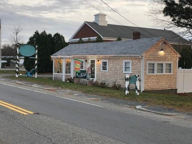 855 Main Street, West Dennis, MA 02670