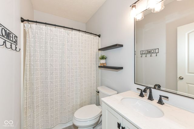 1410 Bigleaf Circle, Sheridan, IN 46069