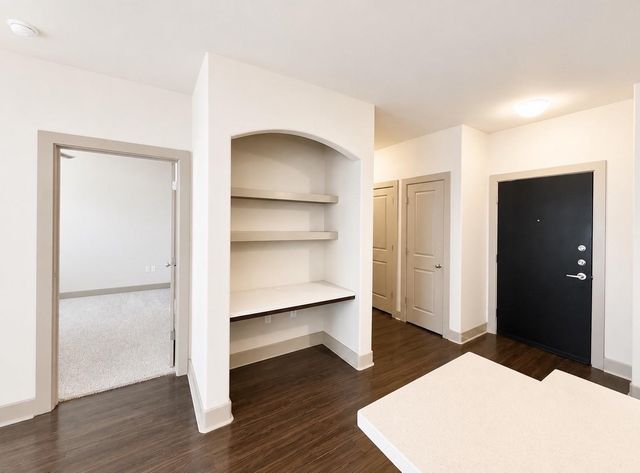 1340 W Gray Street 448, Houston, TX 77019