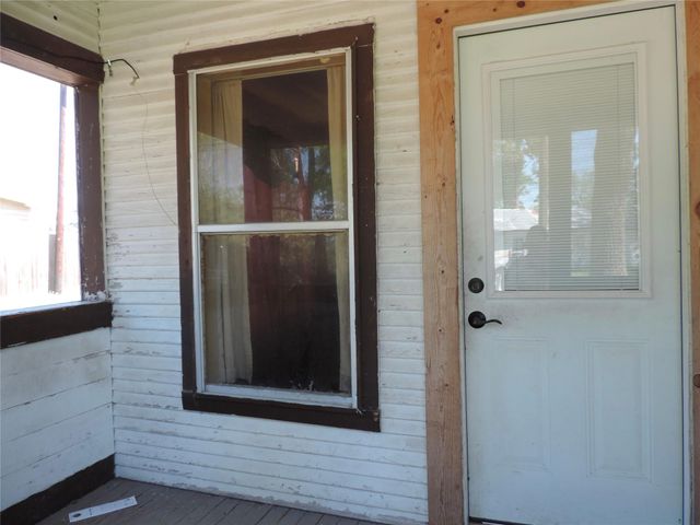 127 S Fenner Avenue, Cleveland, TX 77327