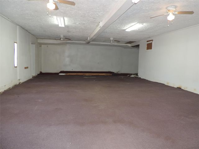 127 S Fenner Avenue, Cleveland, TX 77327