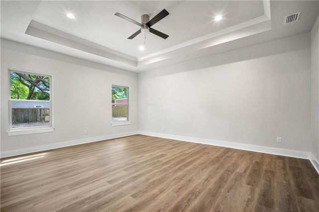 7051 Country Oaks Drive N, Irvington, AL 36544