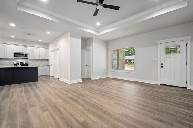 7051 Country Oaks Drive N, Irvington, AL 36544