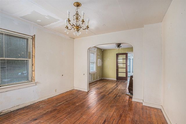 1103 W Mt Garfield Road, Norton Shores, MI 49441