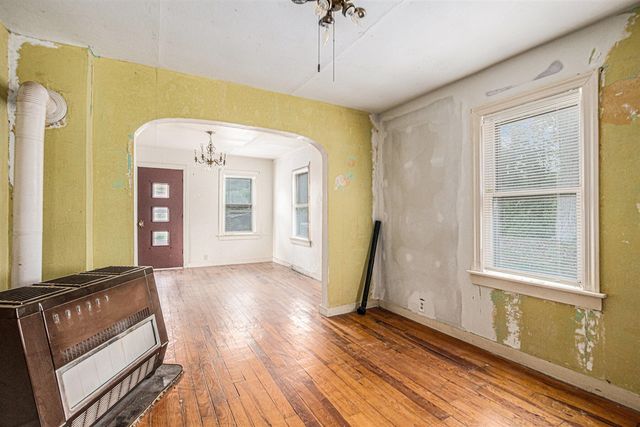 1103 W Mt Garfield Road, Norton Shores, MI 49441