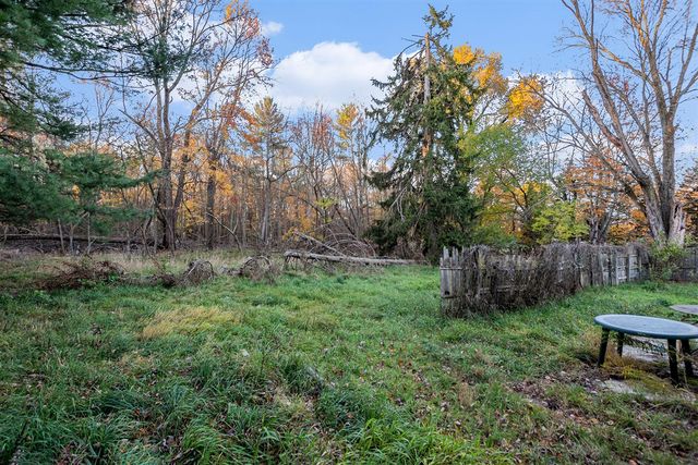 1103 W Mt Garfield Road, Norton Shores, MI 49441