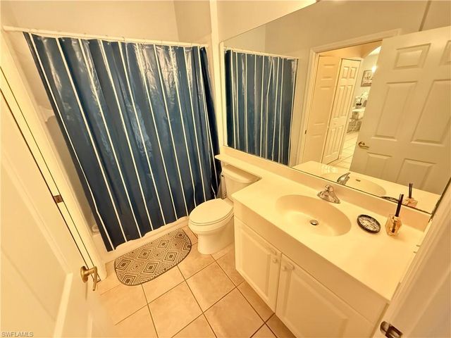 6210 Wilshire Pines CIR 1, Naples, FL 34109