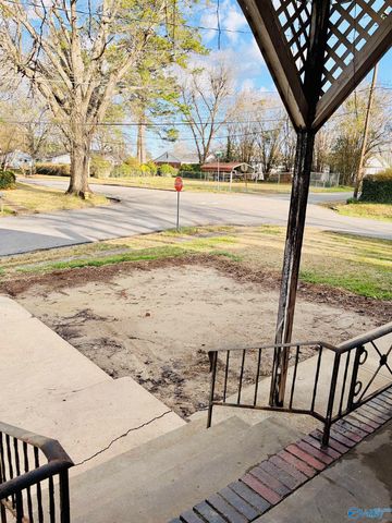 515 Elm Avenue, Gadsden, AL 35903
