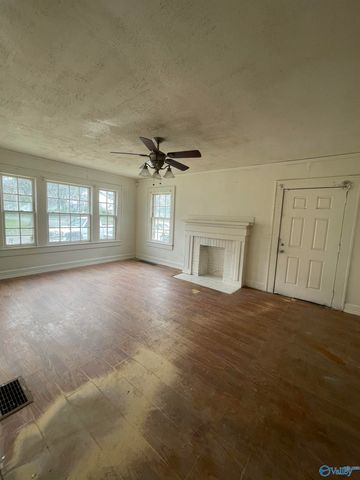 515 Elm Avenue, Gadsden, AL 35903