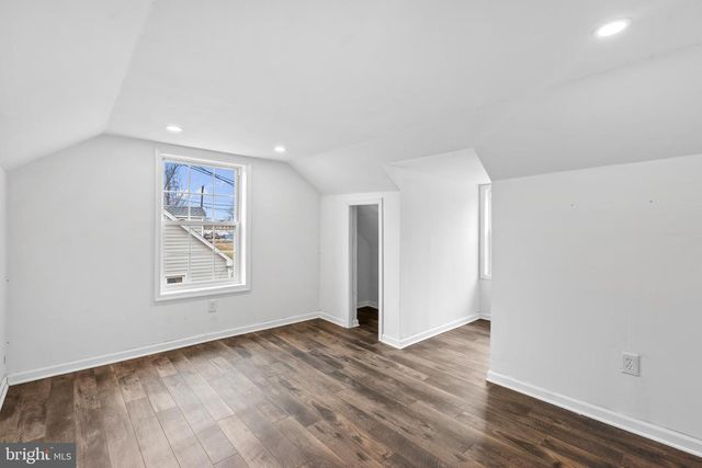 29 3RD, Morrisville, PA 19067