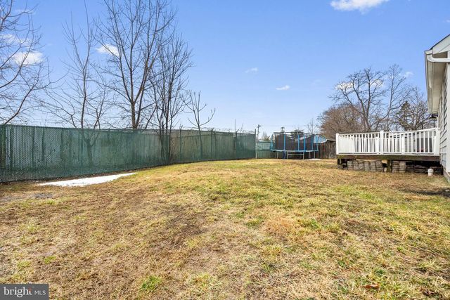 29 3RD, Morrisville, PA 19067