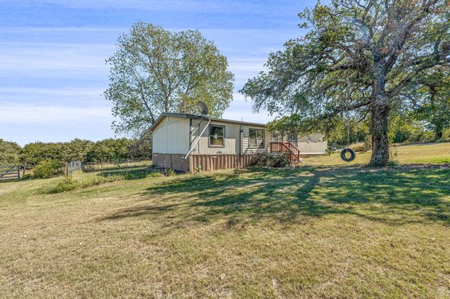 192 Big Salty Lane, Springtown, TX 76082