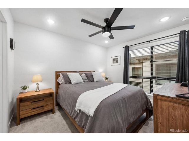 2064 S Holly St 2-6, Denver, CO 80222