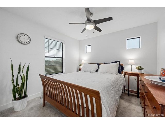 2064 S Holly St 2-6, Denver, CO 80222