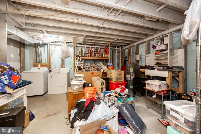 329 MOUNT PLEASANT ST, Coatesville, PA 19320