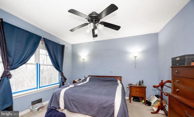 329 MOUNT PLEASANT ST, Coatesville, PA 19320