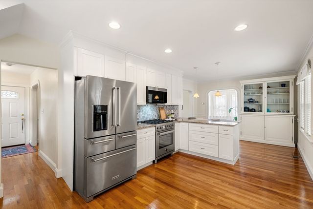 40 Ansonia Road, Boston, MA 02132