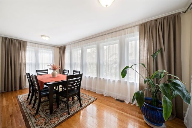 40 Ansonia Road, Boston, MA 02132