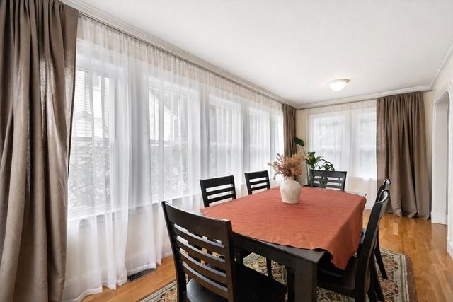 40 Ansonia Road, Boston, MA 02132
