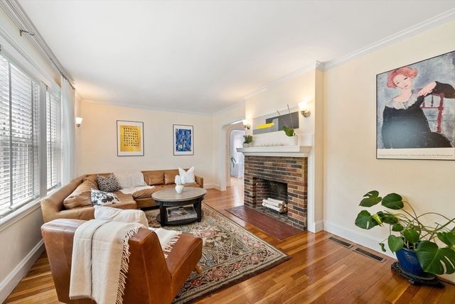40 Ansonia Road, Boston, MA 02132
