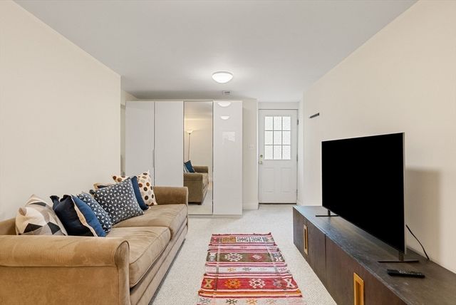 40 Ansonia Road, Boston, MA 02132