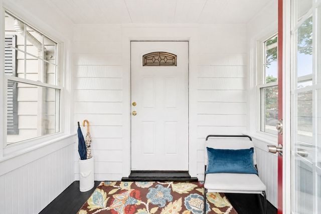 40 Ansonia Road, Boston, MA 02132