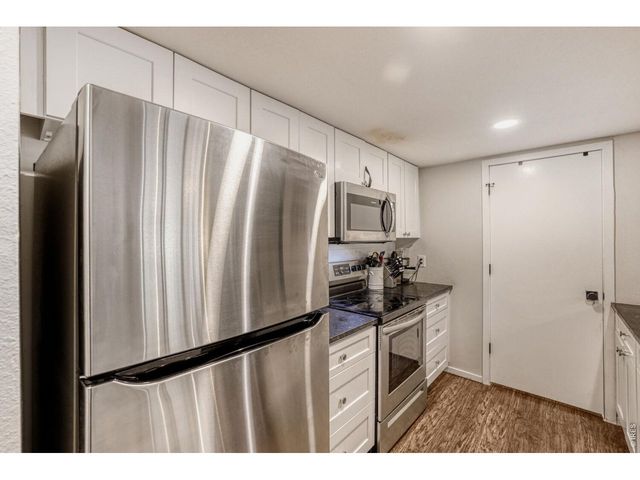 23551 Genesee Village Rd 15-H, Golden, CO 80401