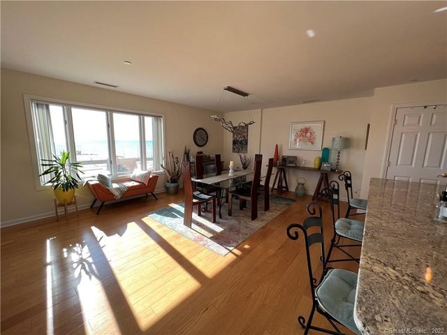 12 Naugatuck Avenue APT A4, Milford, CT 06460