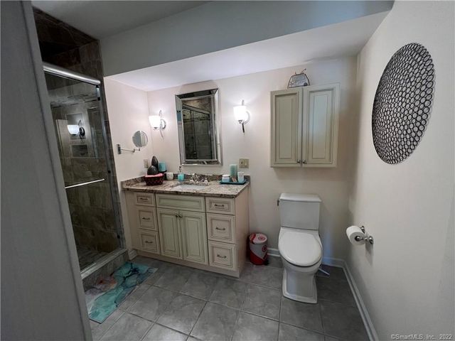 12 Naugatuck Avenue APT A4, Milford, CT 06460