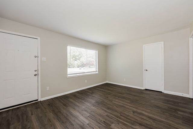 720 Emberwood Drive, Dallas, TX 75232
