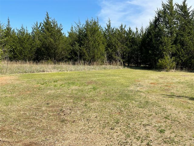 2110 County Road 1220, Savoy, TX 75479