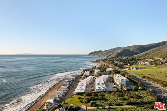 11942 Whitewater Lane, Malibu, CA 90265