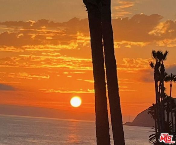 11942 Whitewater Lane, Malibu, CA 90265