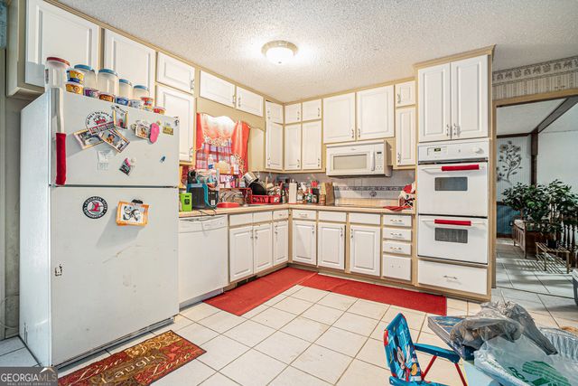 126 Lakeover Drive, Athens, GA 30607