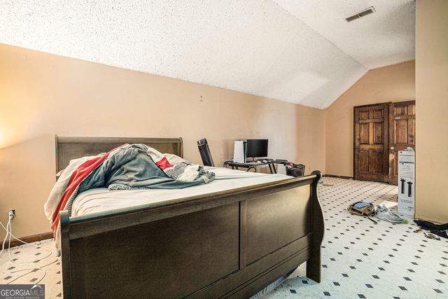 126 Lakeover Drive, Athens, GA 30607