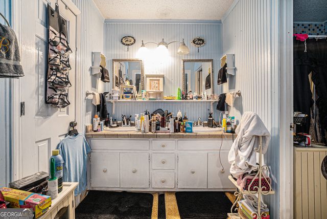 126 Lakeover Drive, Athens, GA 30607