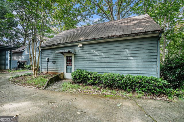 126 Lakeover Drive, Athens, GA 30607
