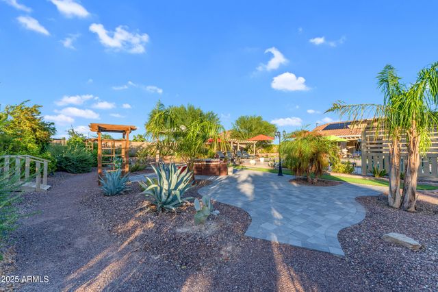 2256 S 218TH Drive, Buckeye, AZ 85326
