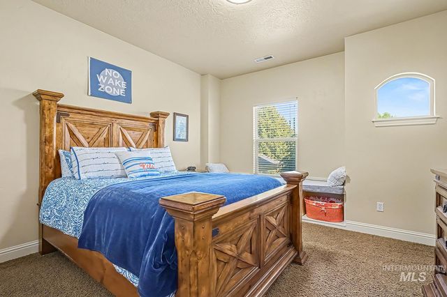 8751 W Rioja St, Star, ID 83669