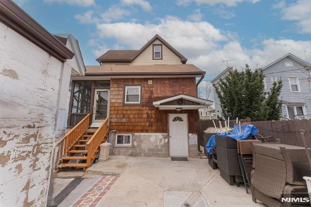 120 Norman Street, East Orange, NJ 07017