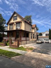 120 Norman Street, East Orange, NJ 07017