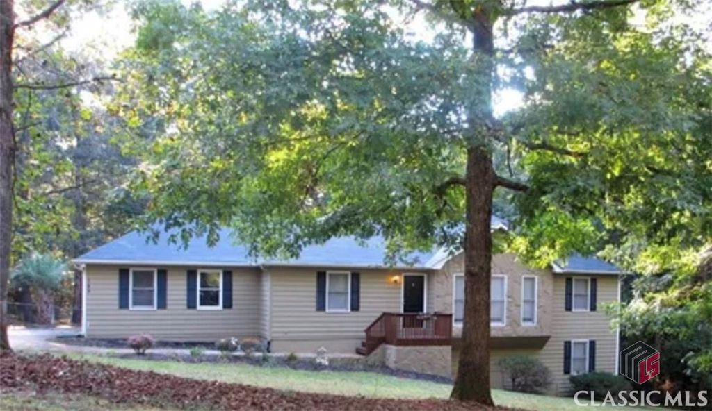 145 S Arcadia Drive, Bogart, GA 30622