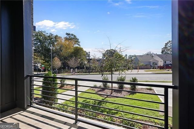 1352 Grannysmith Trace, Brookhaven, GA 30319